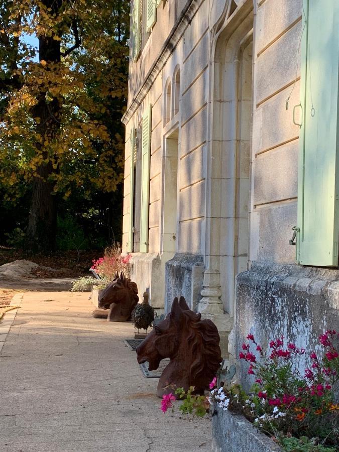 Chateau Du Mauny, Gites Et Chambres D'Hotes En Bourgogne Rosey Eksteriør bilde