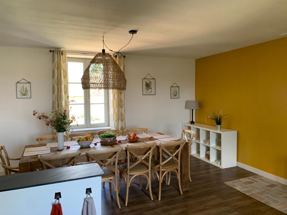 Chateau Du Mauny, Gites Et Chambres D'Hotes En Bourgogne Rosey Eksteriør bilde